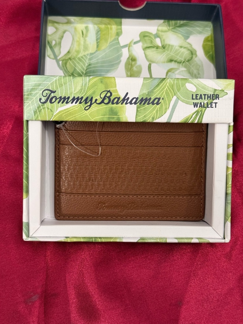 Tommy Bahama Woven Embossed Card Case Tan Leather Orig. $75